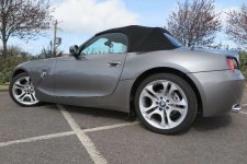 Z4 NS hood up 1.JPG