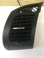 E85 Z4 facelift nearside passenger vent 1.JPG