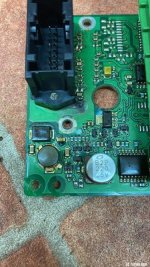 Centre airbag module 3.JPG