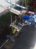 strut compressor.jpg