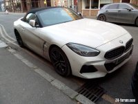 Z4 in Windsor.jpg