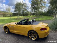 YellowE89-Yellow.jpg