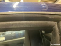 Seal Picture 5 - upper rear corner.JPG Seal Picture 5 - upper rear corner.JPG
