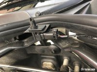 Z4 bonnet alarm sensor (2).JPG