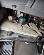 footwell.jpg footwell.jpg