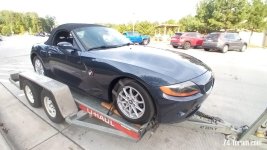2004 BMW Z4.jpg