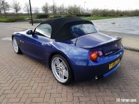 roadster.jpg roadster.jpg