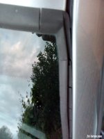 Screen trim Passenger 220525.jpg