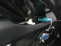 z4-speaker-connection.jpg