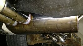 z4%20exhaust_zpsqeuljzjd.jpg