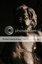 statue%204_zpsnm8ockhj.jpg