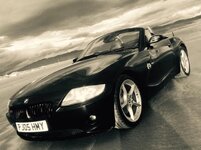 z4%20black%20white.jpg