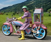 GraysonPerry415.jpg