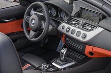 BMW-Z4-2013-Cockpit.jpg
