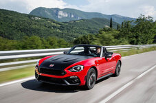 abarth-124-spieder-2016-401.jpg