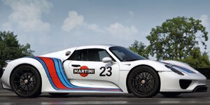 65411481-porsche-918-spyder-prototype-2012-1600-08.jpg