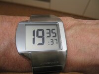 149d1340906772-junghans-mega-futura-stahl-img_3796.jpg