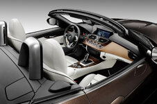2015-BMW-Z4-Pure-Fusion-Design-cabin.jpg