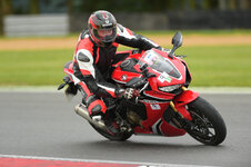 BMW_Snetterton_2017_1_27.jpg BMW_Snetterton_2017_1_27.jpg