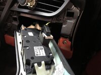 plug%20unclipping_3929365645.jpg