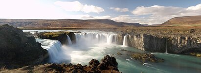 800px-Godafoss_Pano.jpg