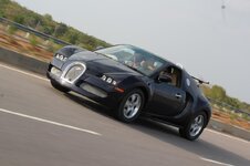 buggati-veyron-replica-4.jpg
