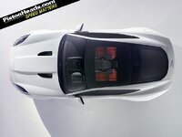 Jaguar_FTypeCoupe_02.jpg
