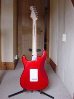 red_strat_3.jpg red_strat_3.jpg