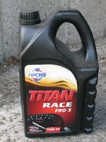 Fuchs_Titan_RaceProS_10w50_01.jpg