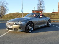 bmwz4002.jpg
