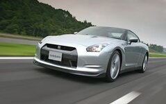 08_nissan_skyline_act_f34_500.jpg