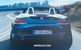 th_2009-bmw-z4-6.jpg
