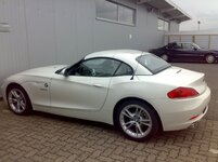 White04.jpg