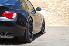 z4m071.jpg