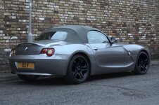 z4blackwheels.jpg z4blackwheels.jpg