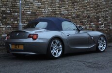 z4bluehood.jpg