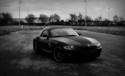 S1031206BW.jpg