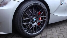 apbrakeinstall070.jpg apbrakeinstall070.jpg
