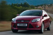Ford%20Focus%202011%20front%20road%20700.jpg
