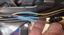 E89_wires2.jpg