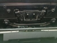 Top is missing hardware to engage the latch.jpg Top is missing hardware to engage the latch.jpg