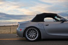 Z4M-057.jpg