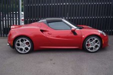 alfa 4c.jpg