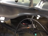 Z4 2 Wire Connector in Trunk.JPG