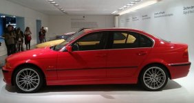 32s on red.JPG 32s on red.JPG