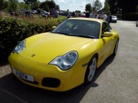 Yellow 911.jpg