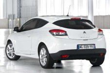 renault_megane_coupe_2013_eae50-1200-800.jpg