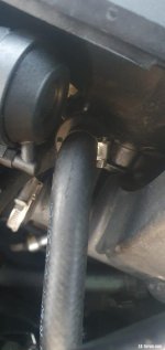 brakehose1.jpg