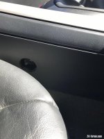 Z4 Centre Console Screw Cover Missing.jpg