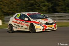 2012 BTCC Brands Hatch Honda Civic Gordon Sheddon.jpg